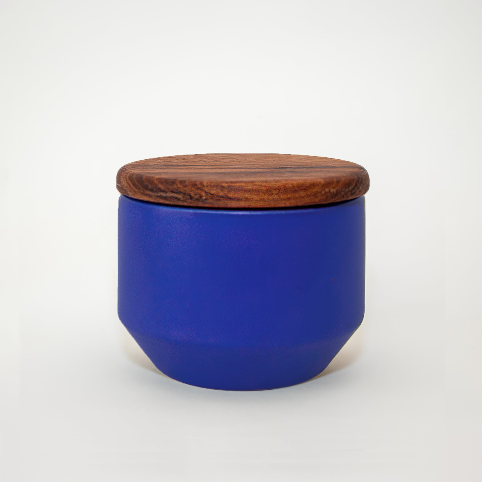 Martin Azul x Pipas Las Tres (Contenedor)